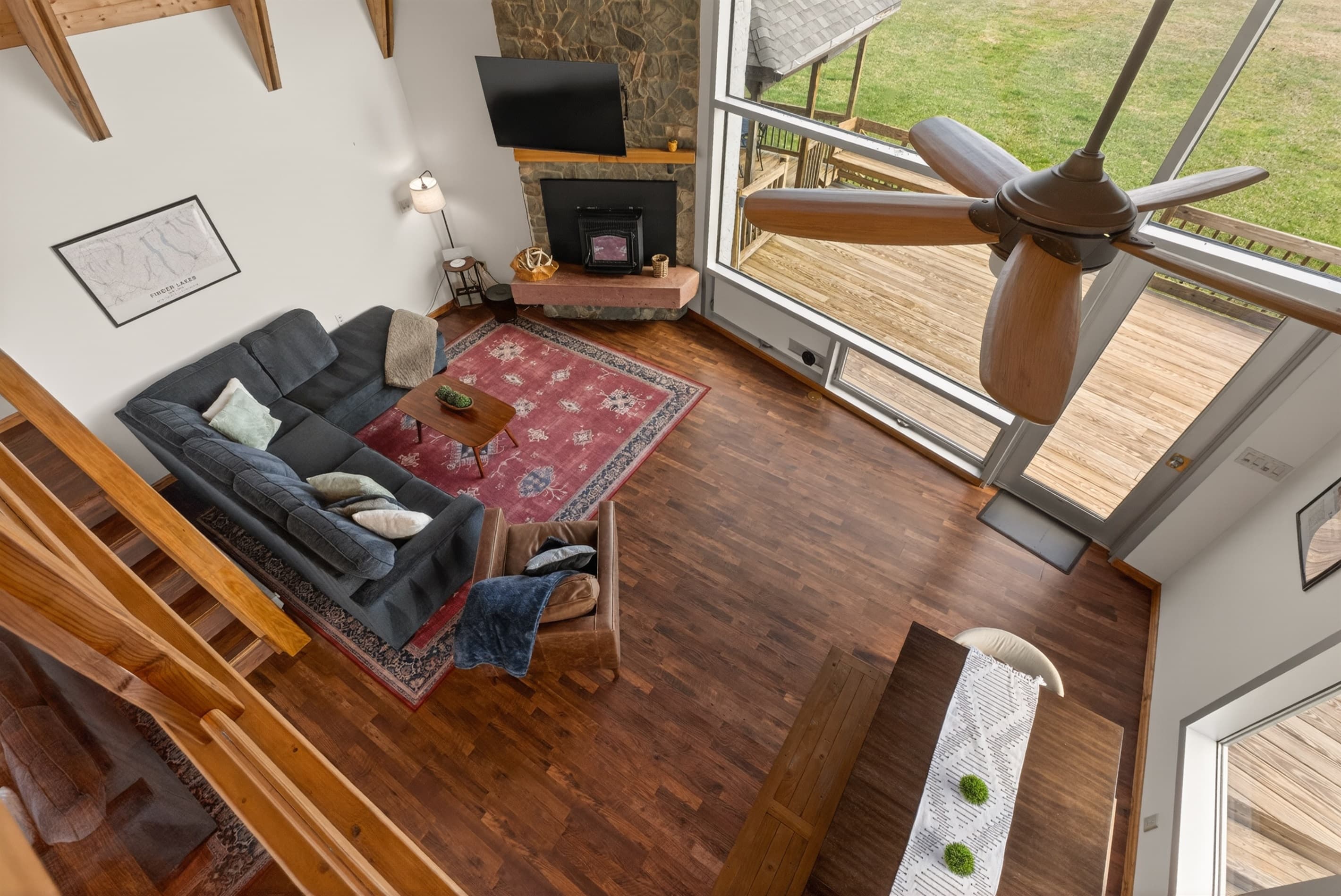 Open living room with vaulted ceilings