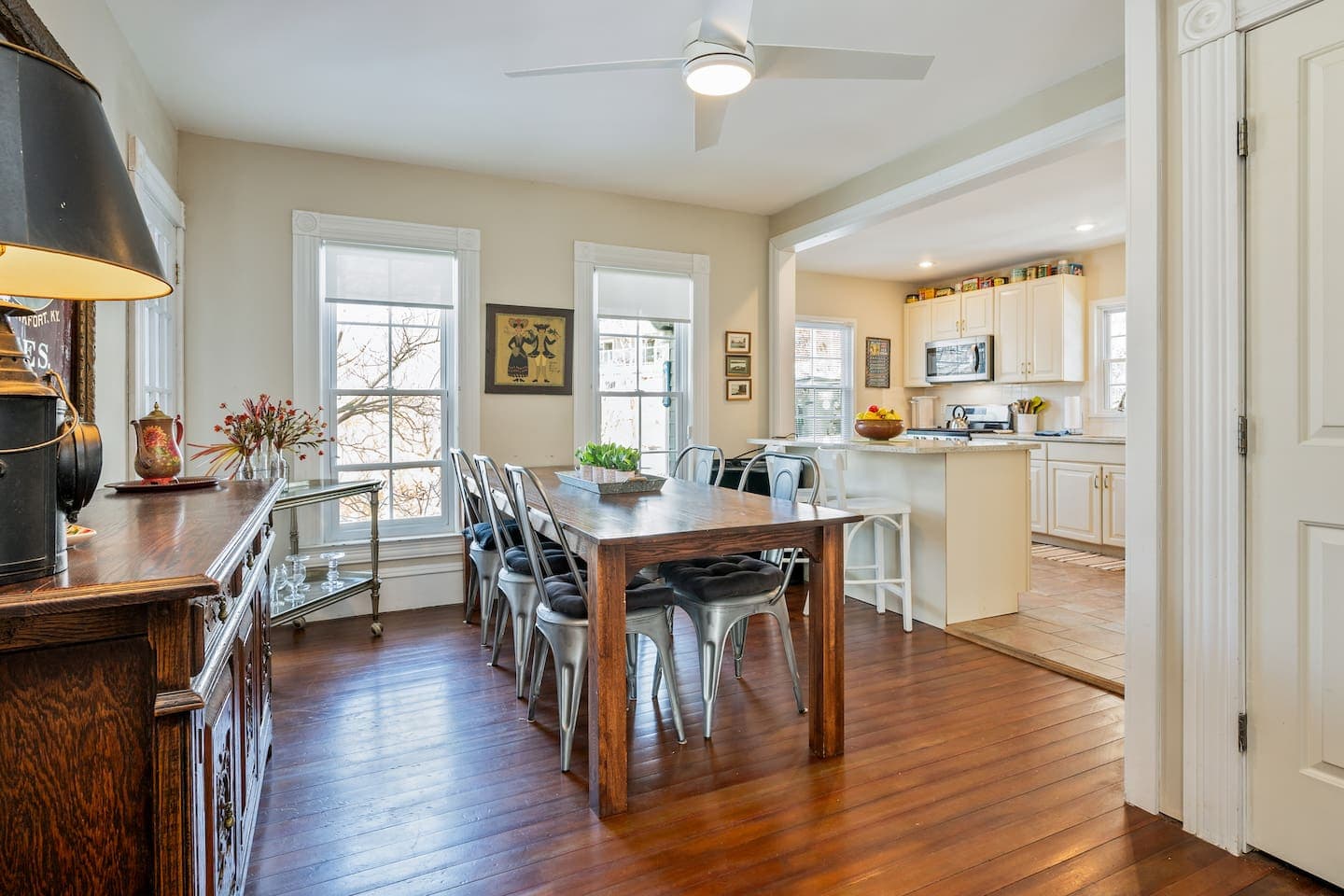 Dining table beside the kitchen