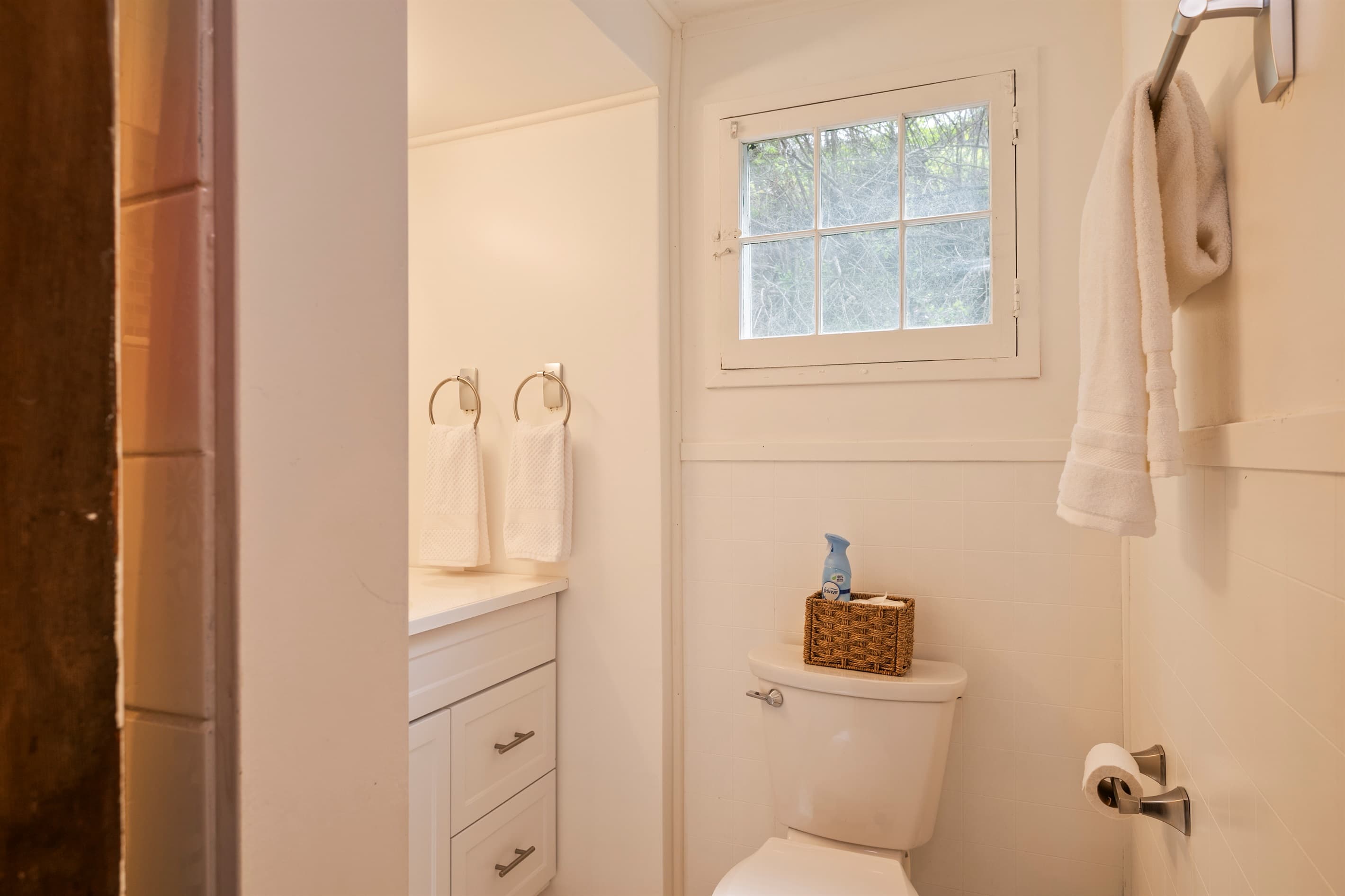 Seasonal Bunk House bathroom
