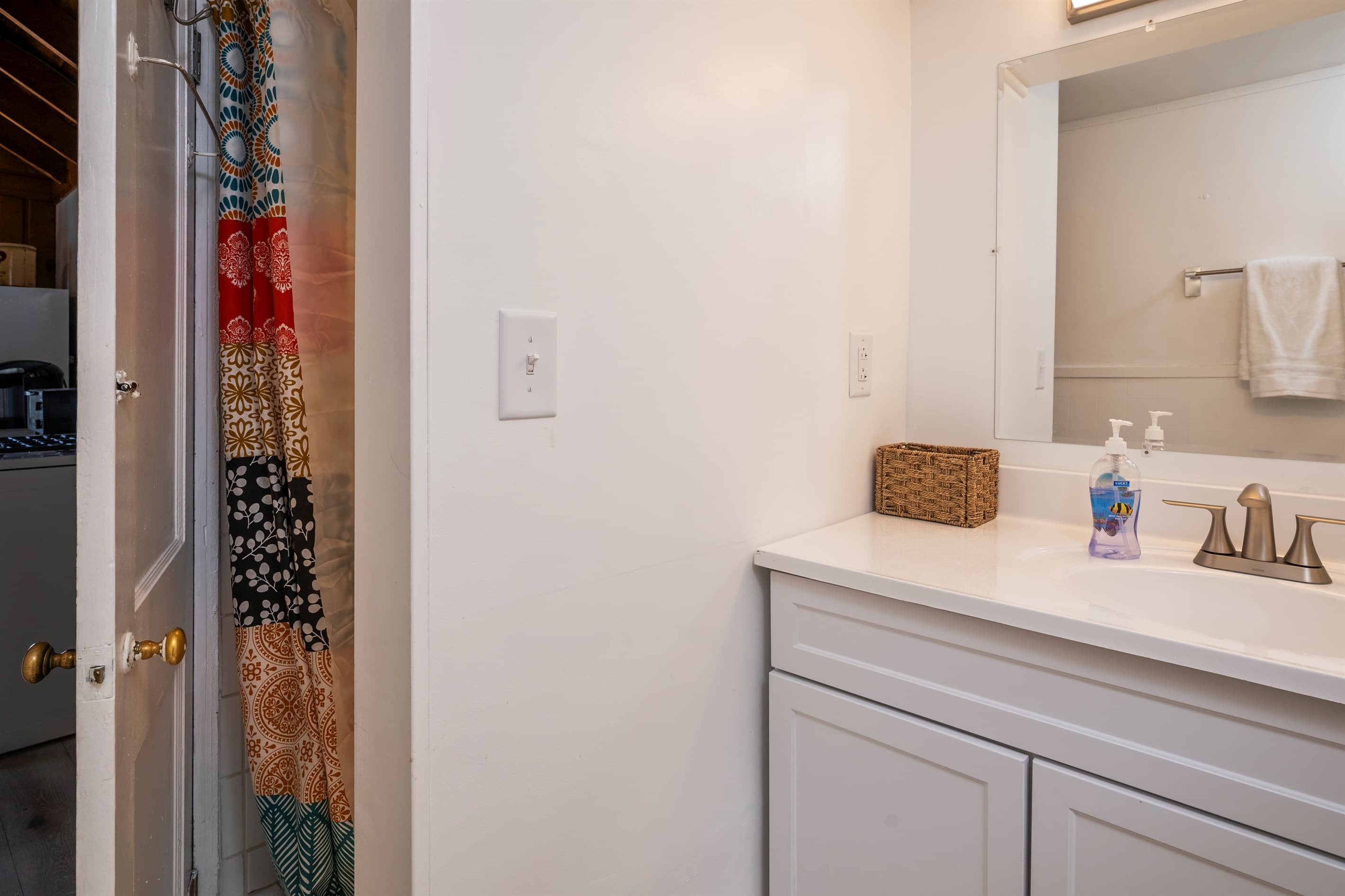 Seasonal Bunk House bathroom