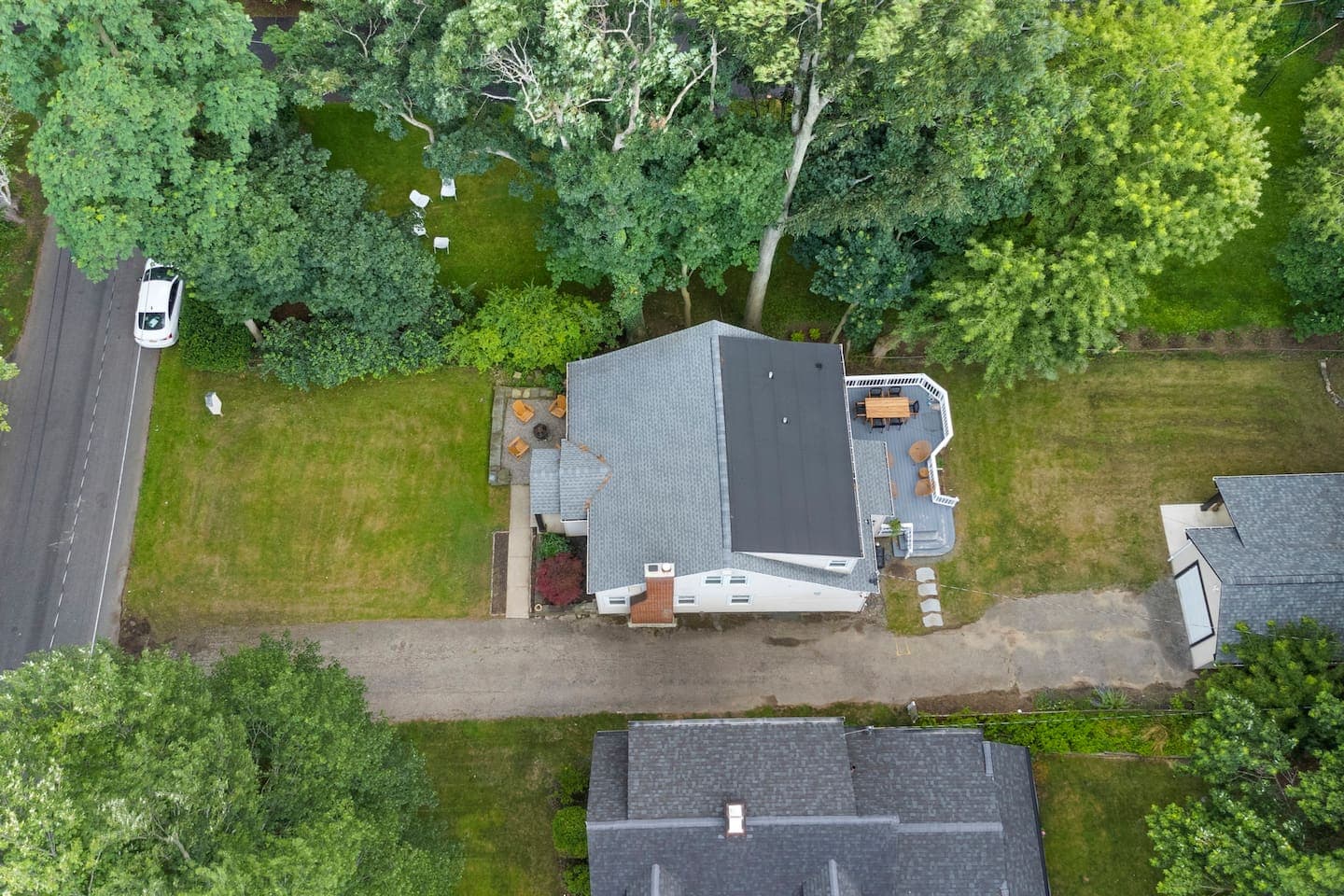 Overhead view of house and lawn