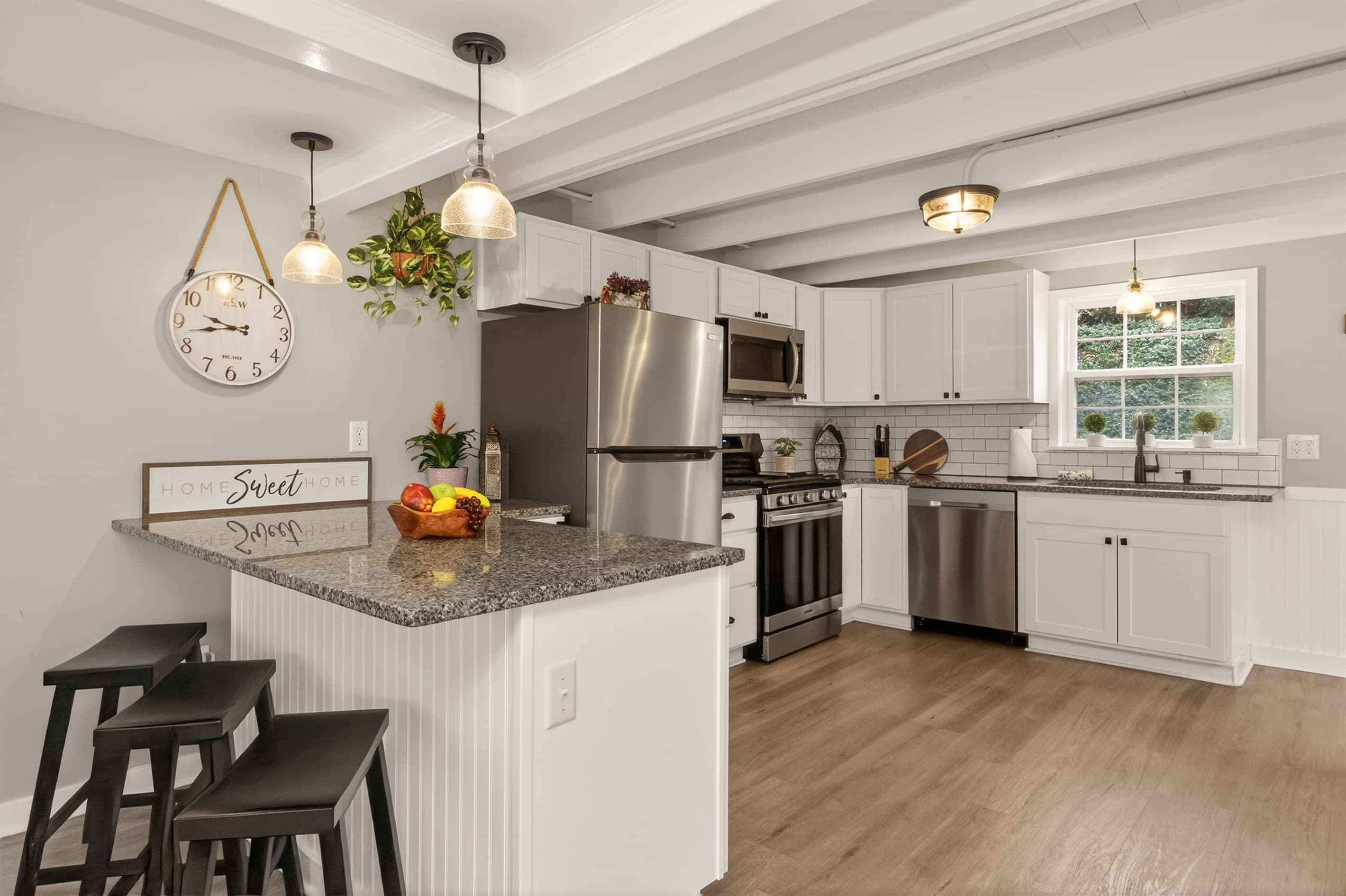 Open kitchen with island seating