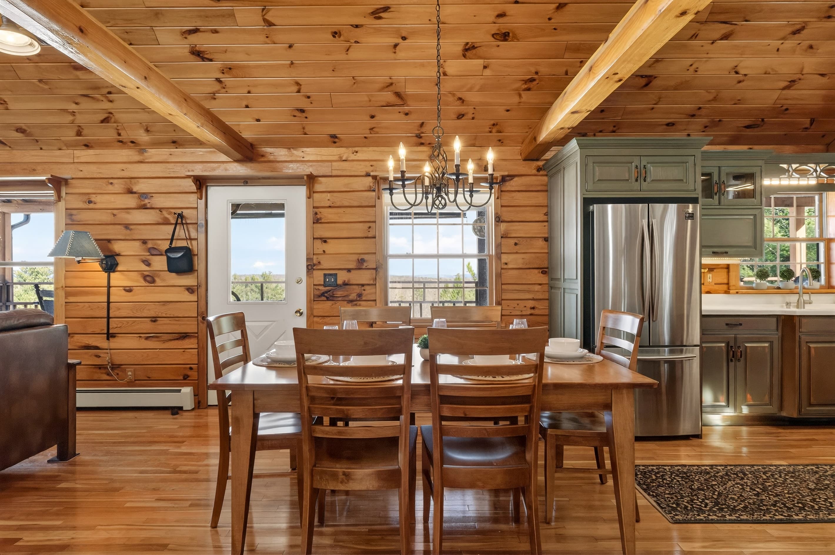 Dining area next to the kitchen