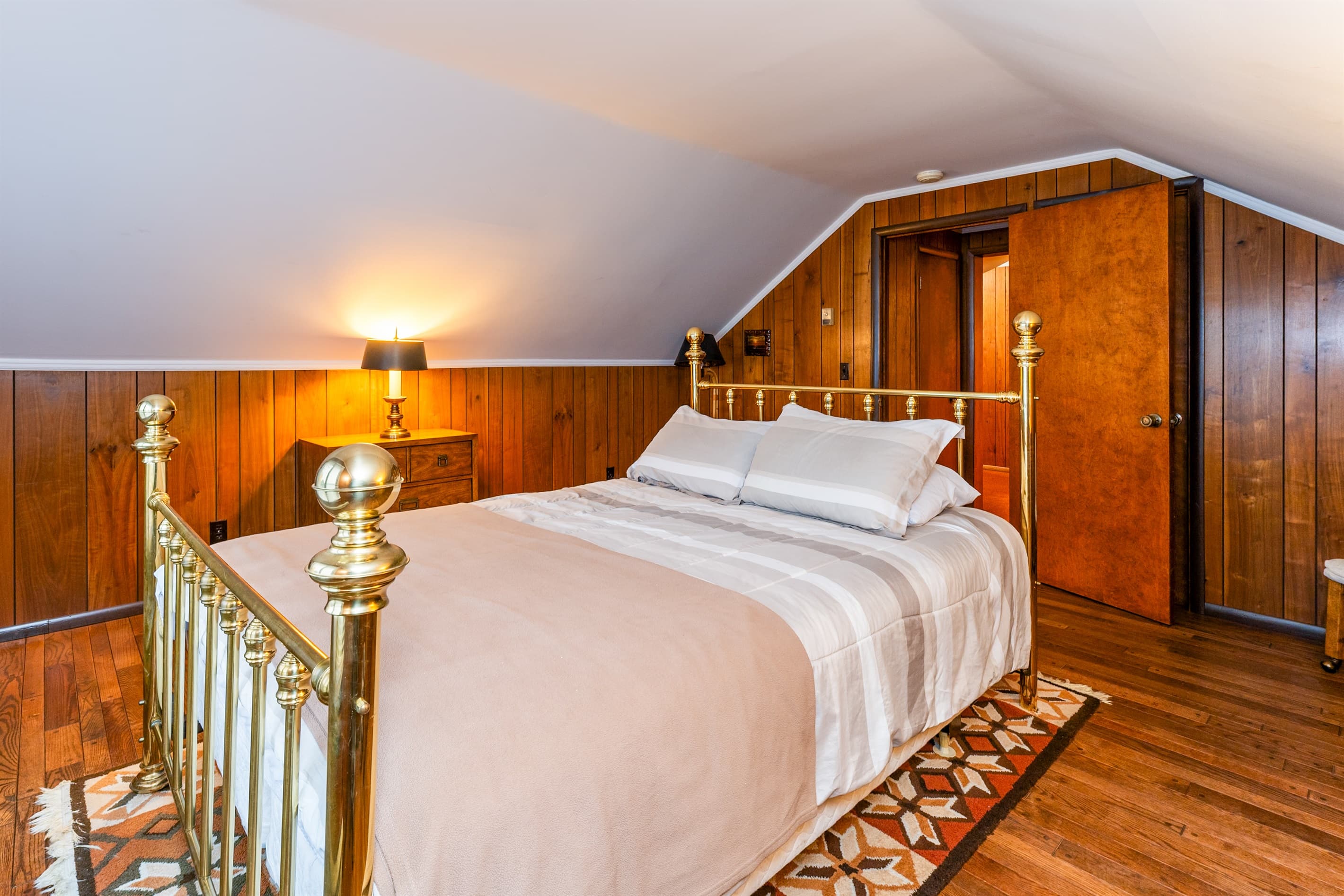 Queen bedroom with lake views