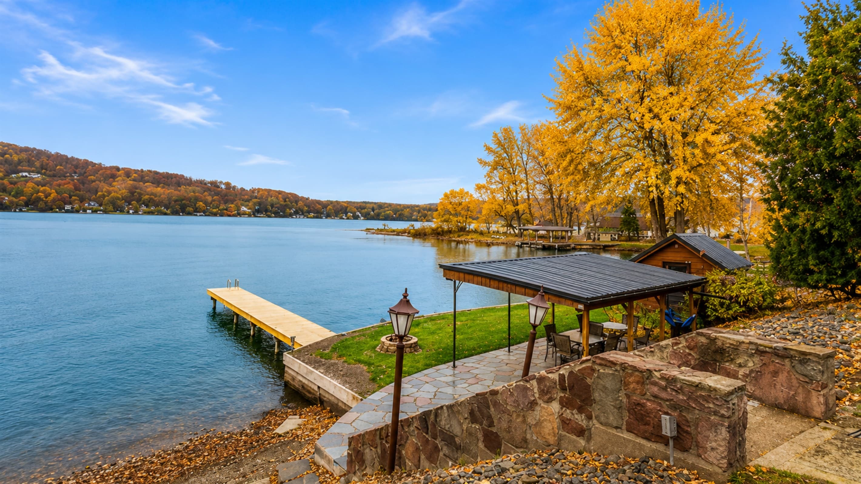 Lakeside canopy with picnic table seating