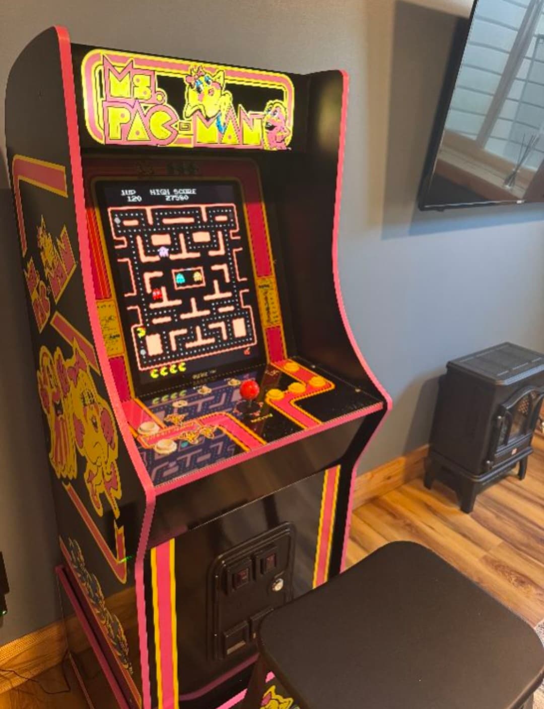 Classic Pac-Man arcade game
