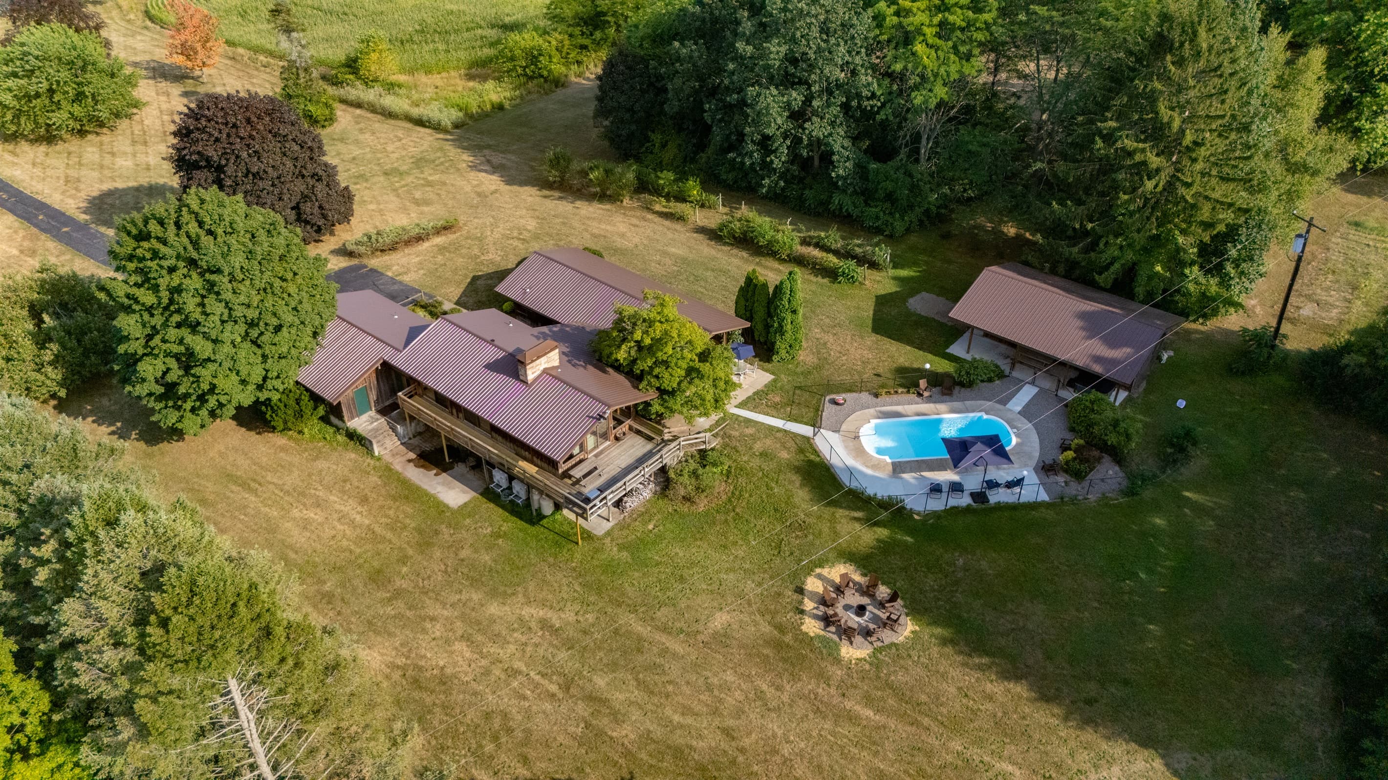 Countryside estate with multiple outdoor spaces
