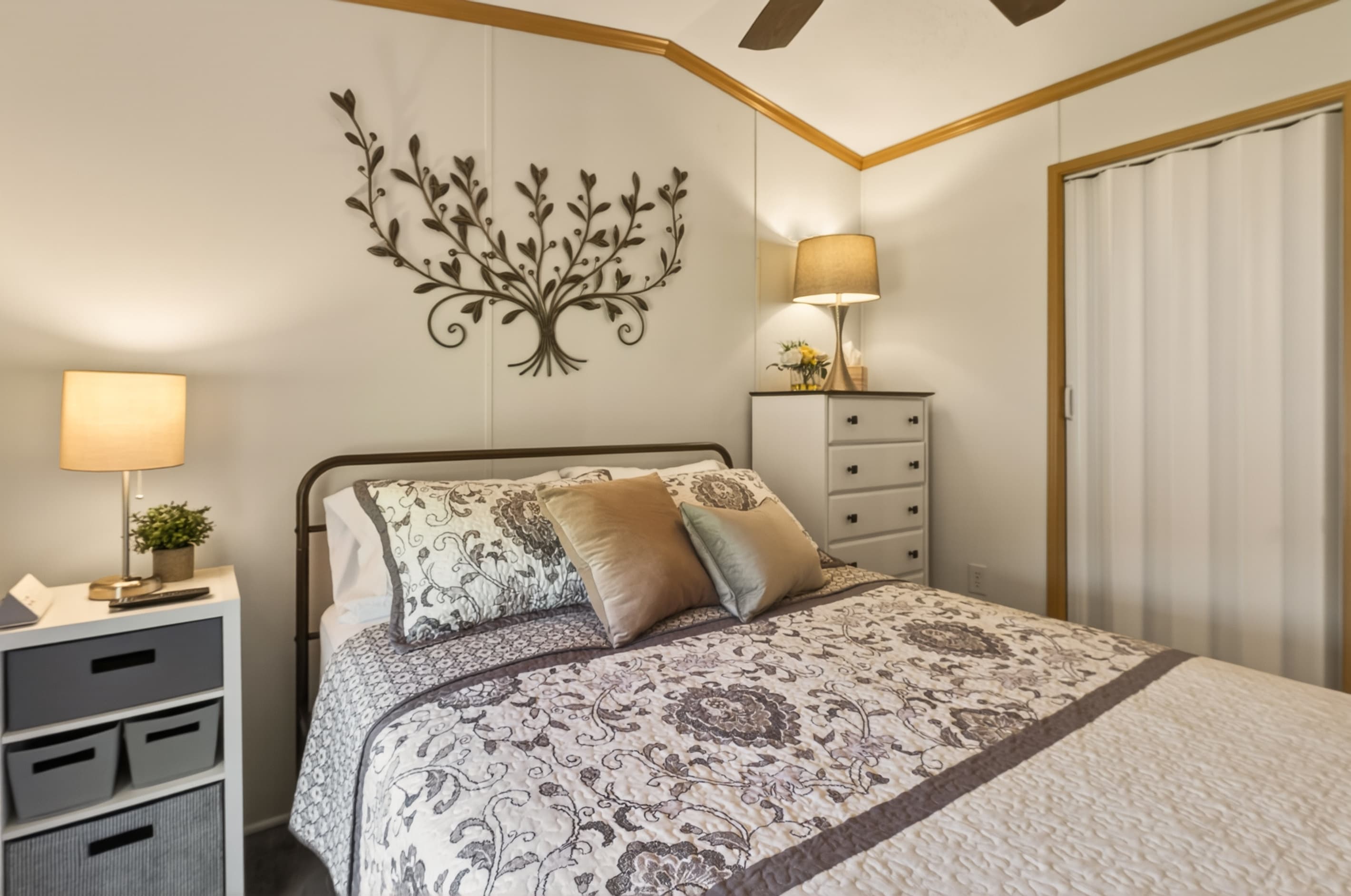 Cabin #2 bedroom with matching nightstands