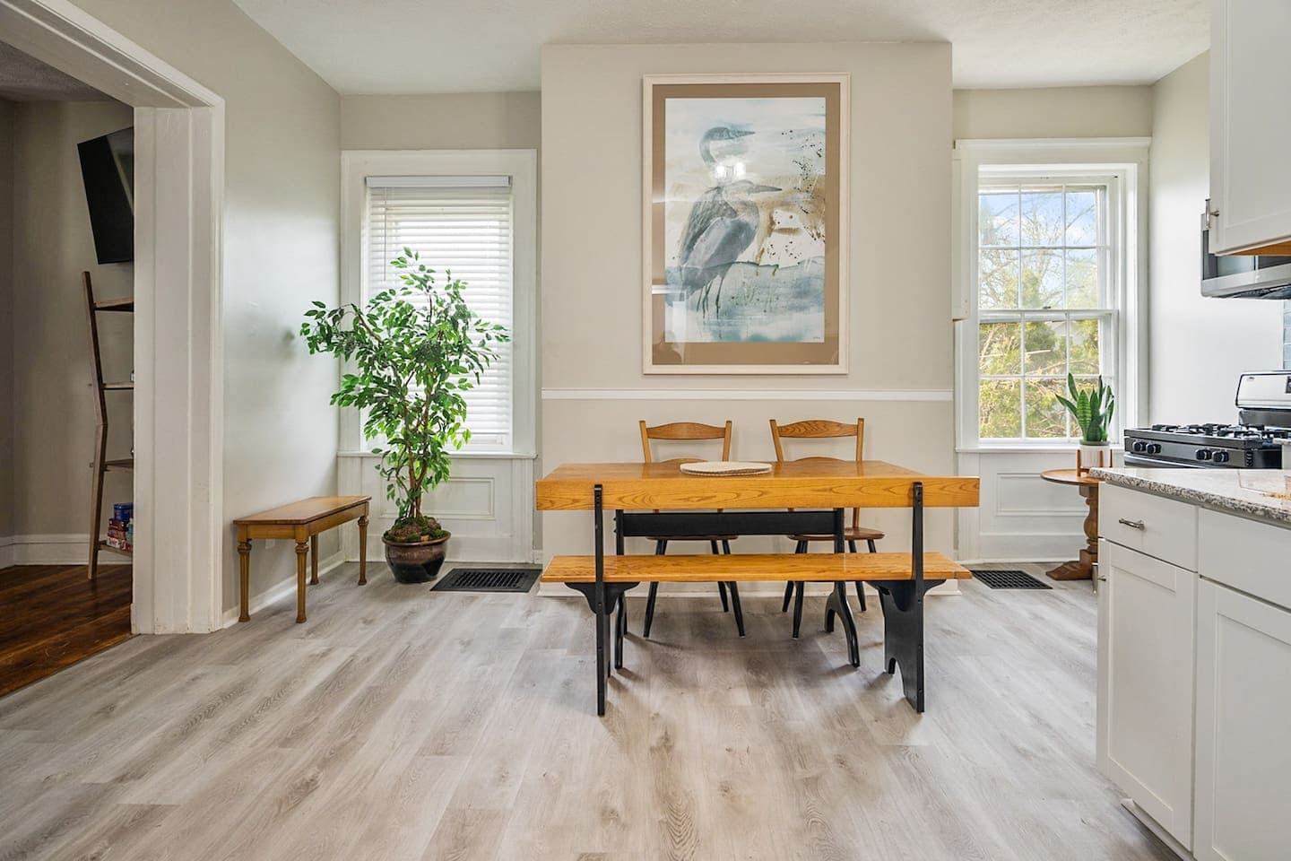Dining area beside the kitchen
