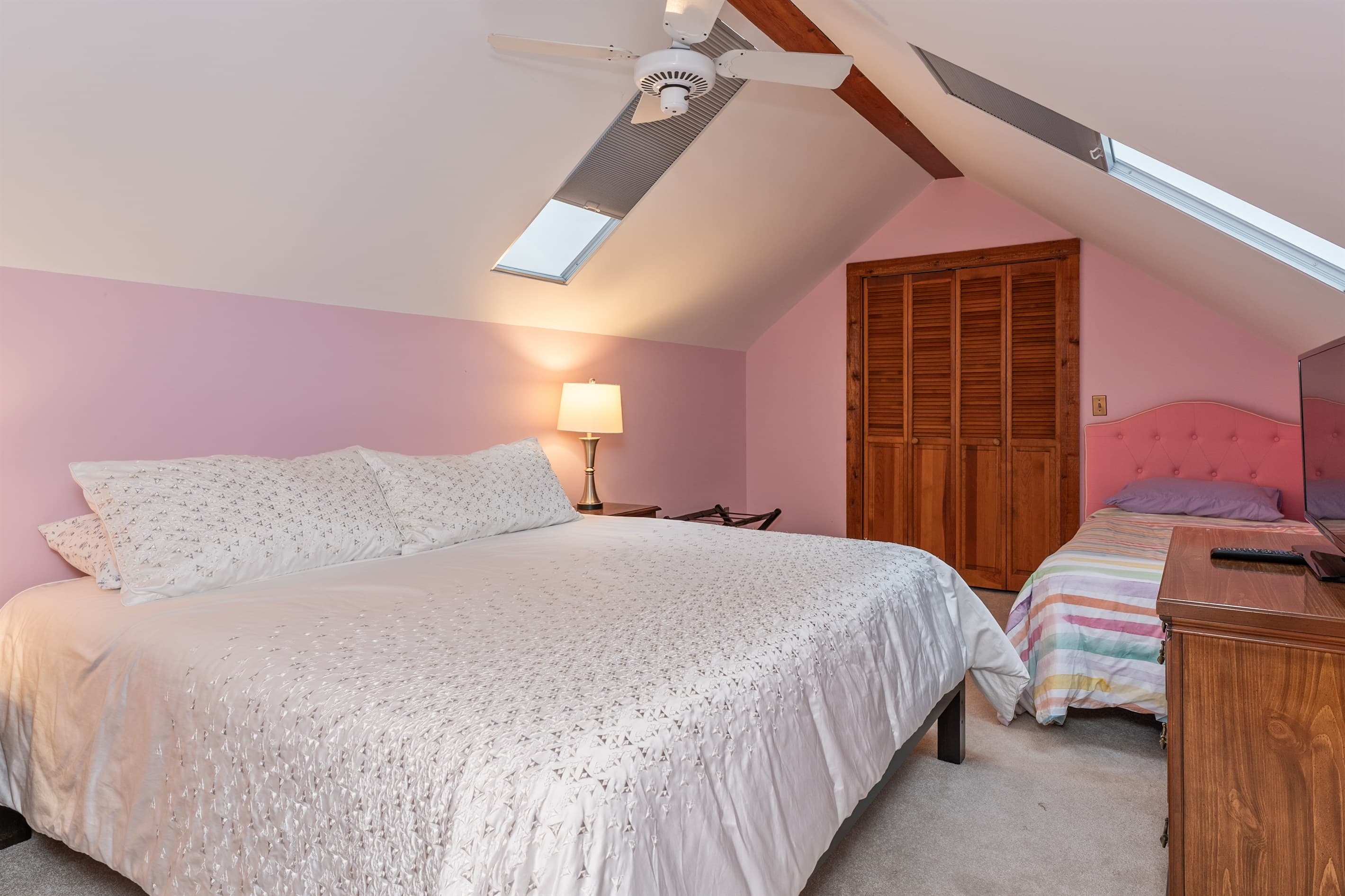 Loft bedroom with additional twin bed