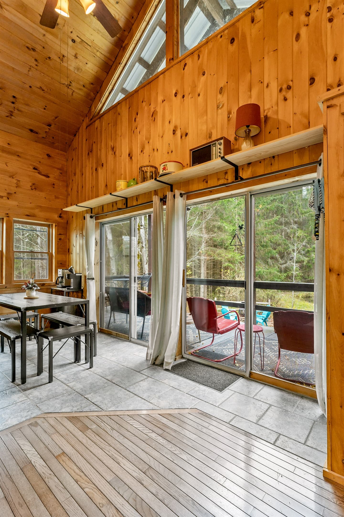 Dining area overlooking the trees