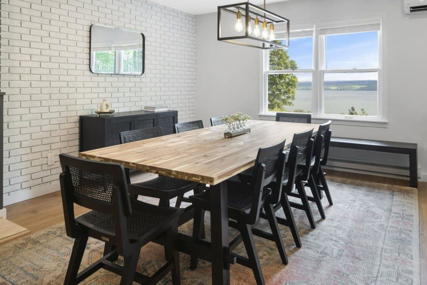 Dining area with ample seats
