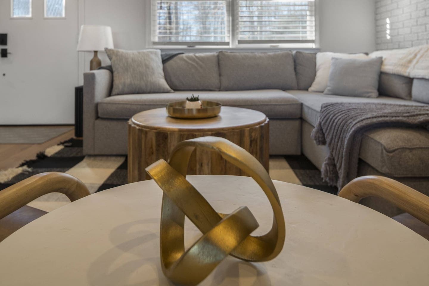 Living room with modern furnishings