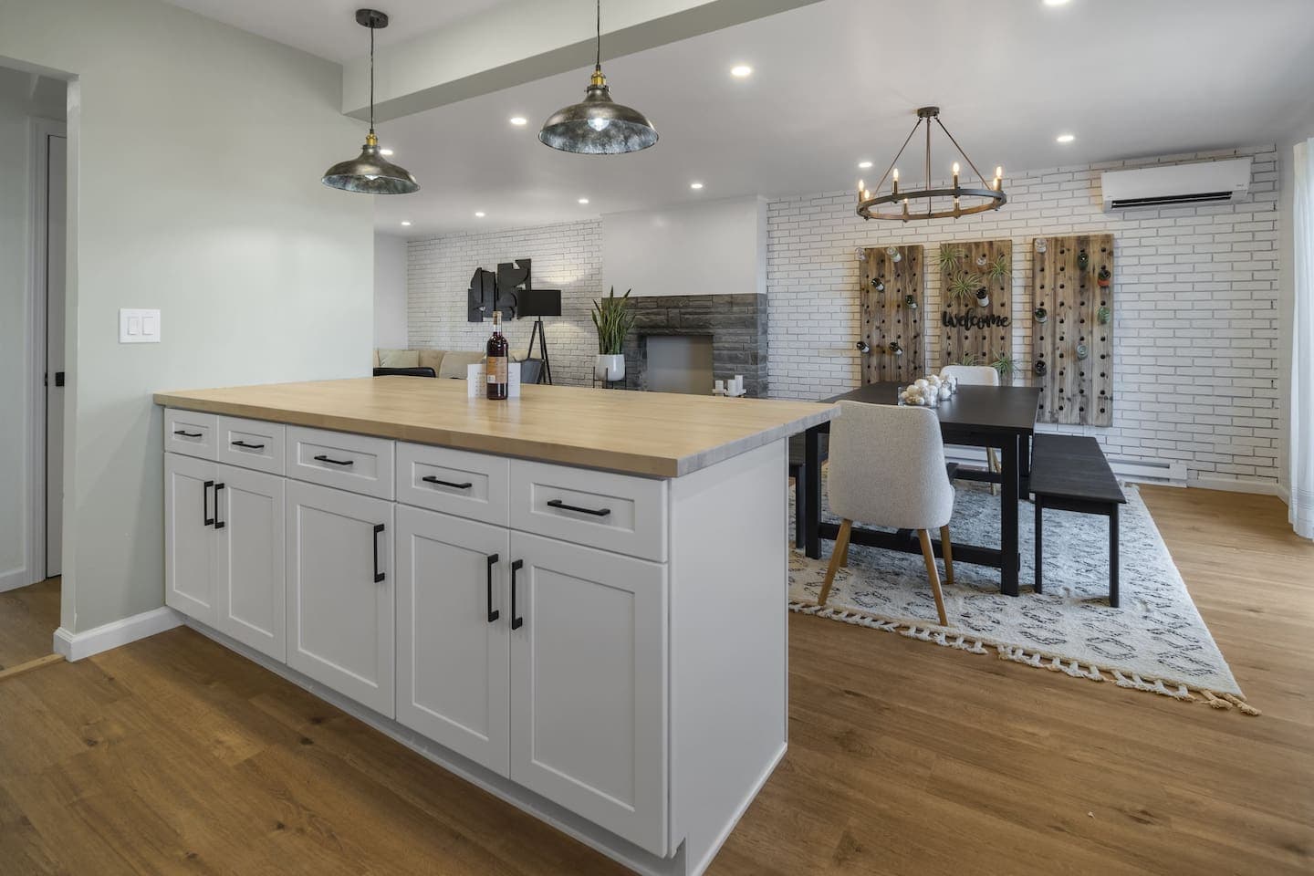 Open kitchen and dining area