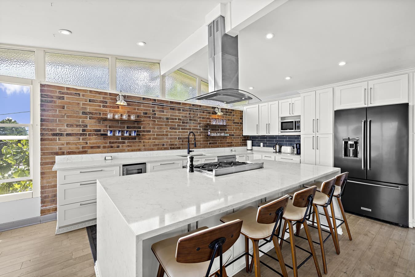 22-web-or-mls-SEATTLE_STILLS-11.jpg