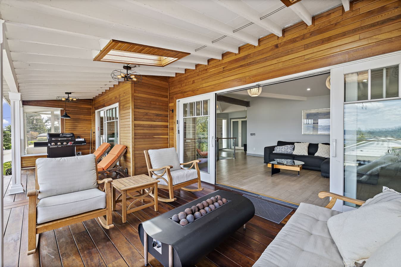 37-web-or-mls-SEATTLE_STILLS-91.jpg