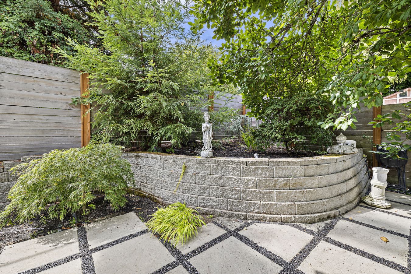 44-web-or-mls-SEATTLE_STILLS-191.jpg
