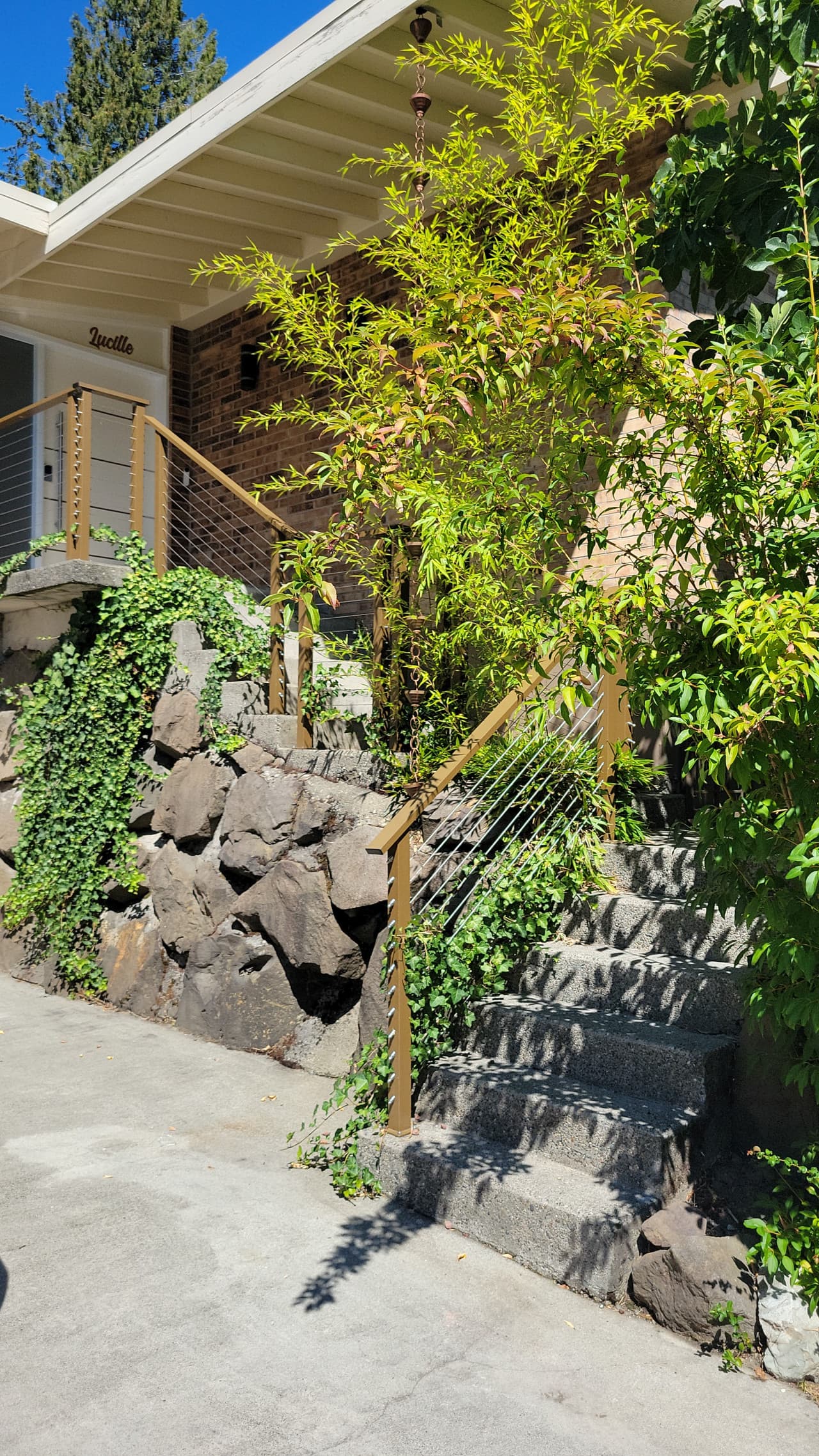 0- entry stairs.jpeg