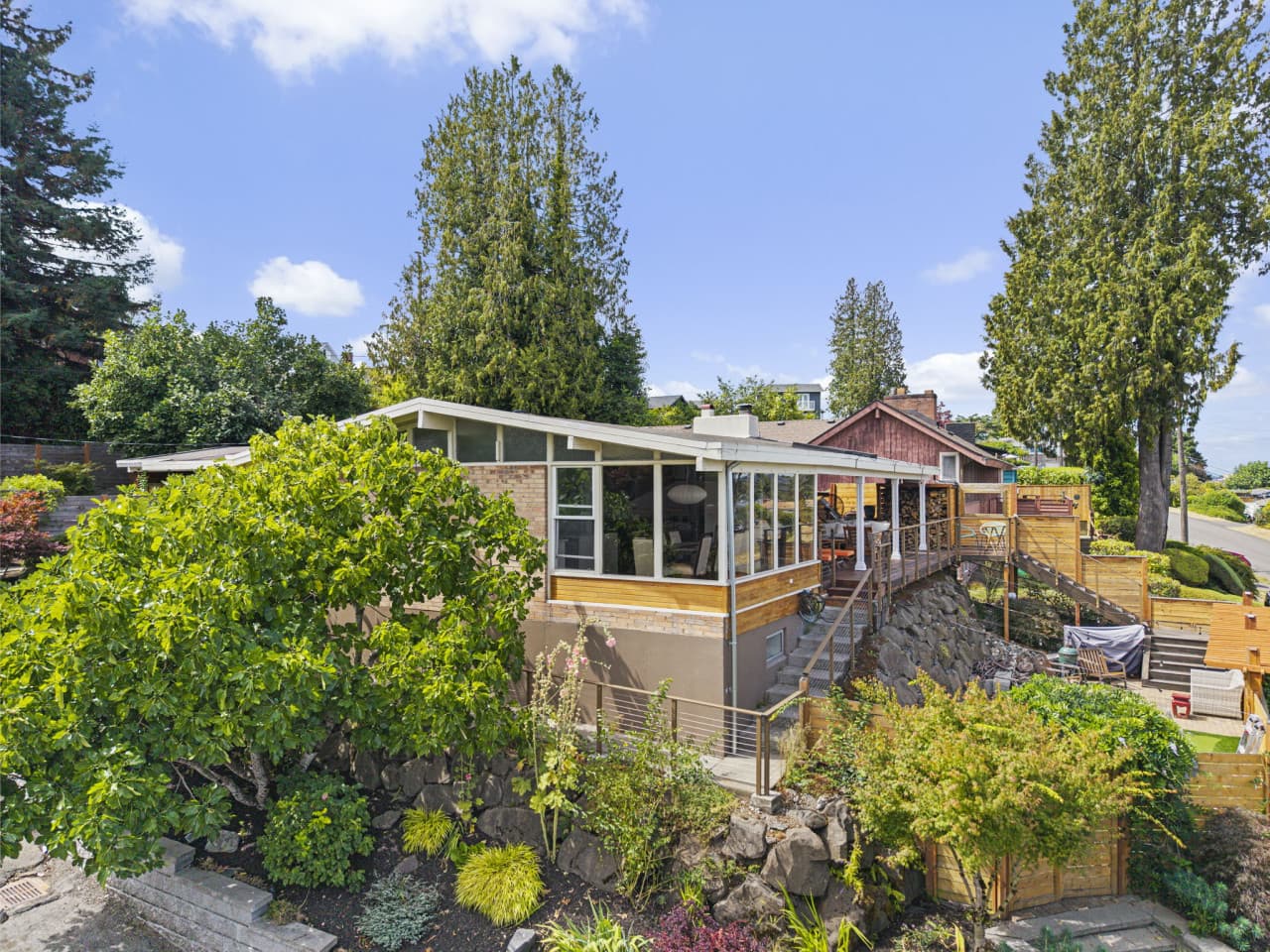 49-web-or-mls-SEATTLE_DRONE-15.jpg