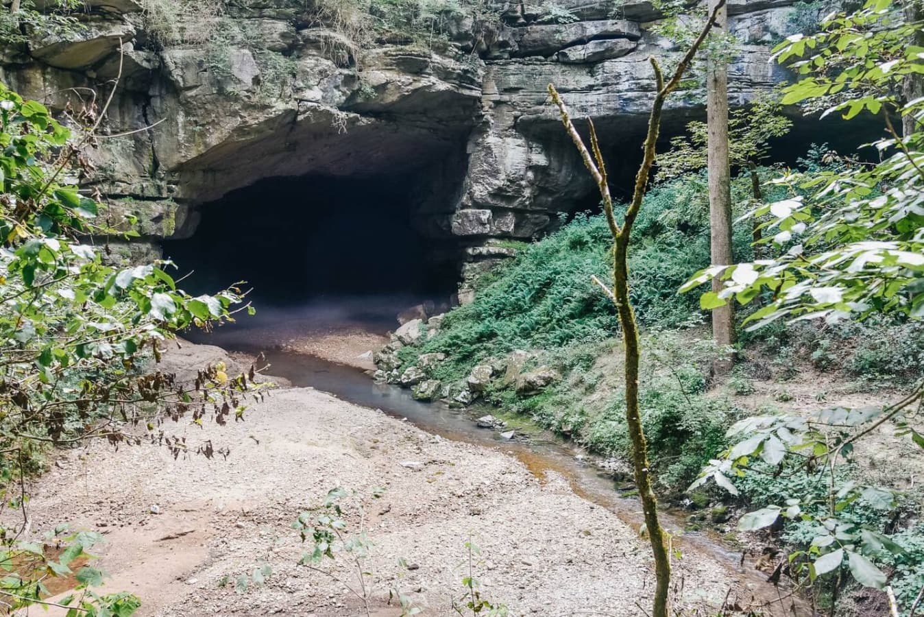 RussellCave 19