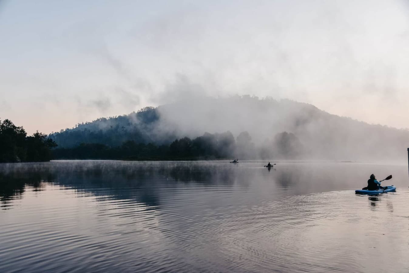 Kayaking at Lake Guntersville