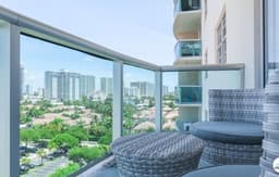Stunning 1Bed/1.5Bath panoramic view