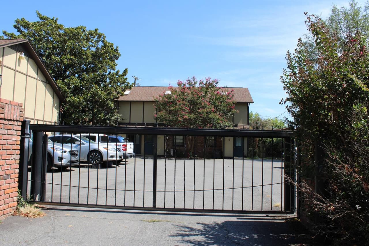 Gallery Image 18