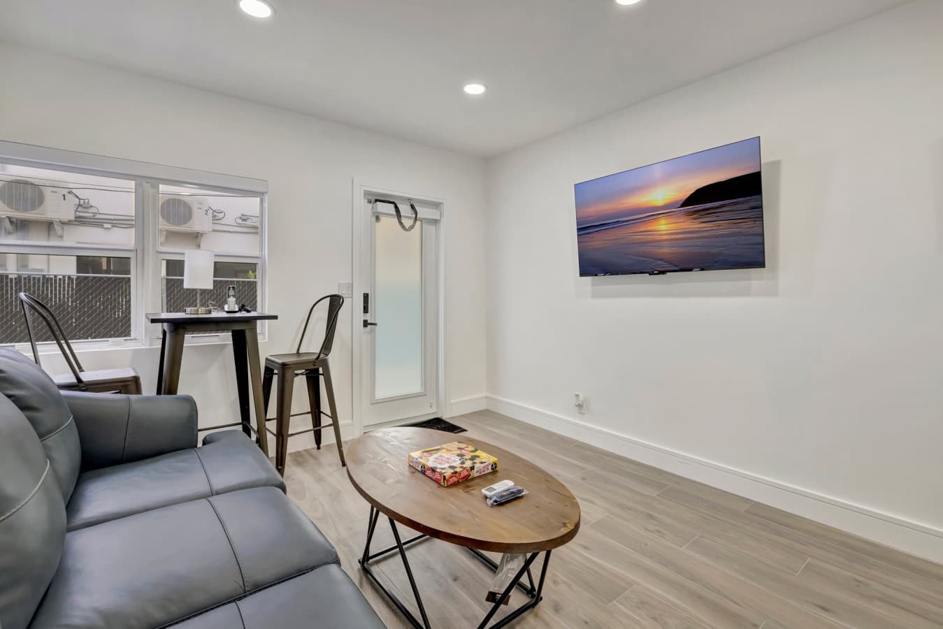 Banyan St. 1BR/1BA off Las Olas - Steps to Beach