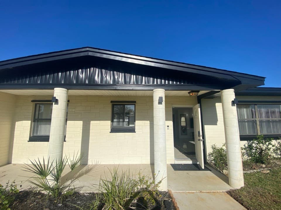 Beach House 3 bed, 2 bath in Ormond Beach FL