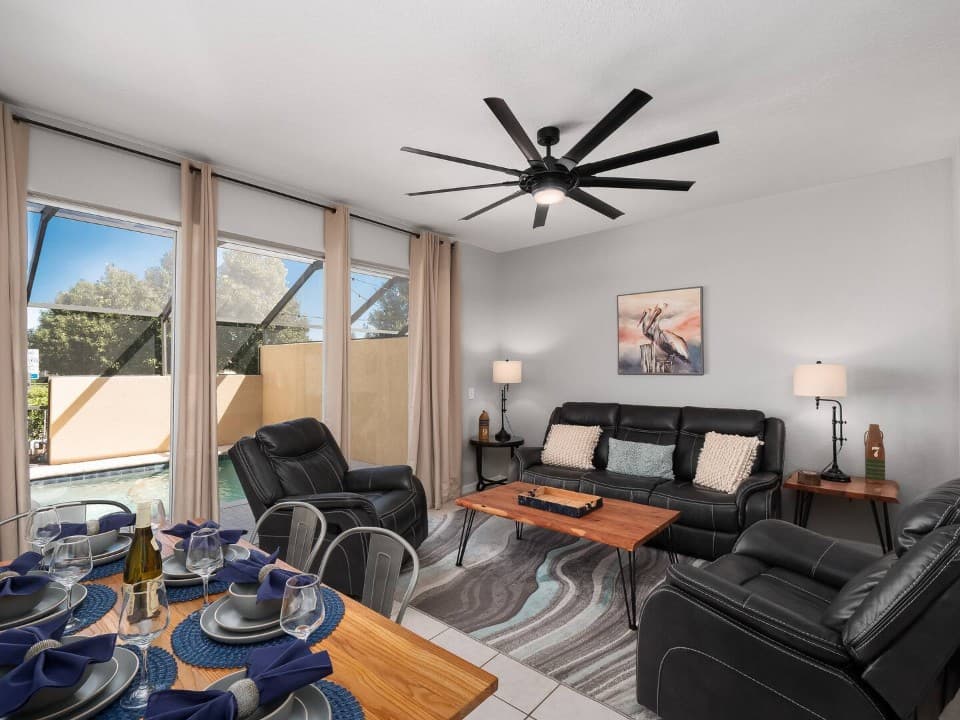 Fun for the Kids! 3BR/3BA 2 miles from Disney