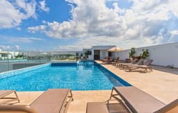 Luxury 2 Bed 2 Bath King Bed at Ipana Beach Resort