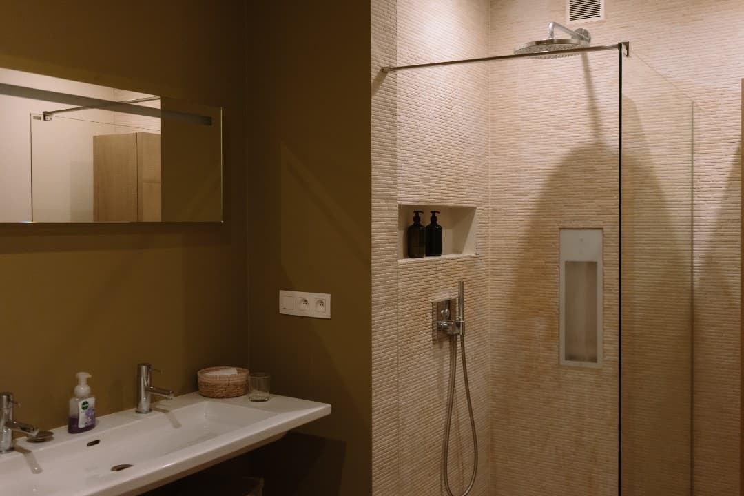 Gallery Image 13
