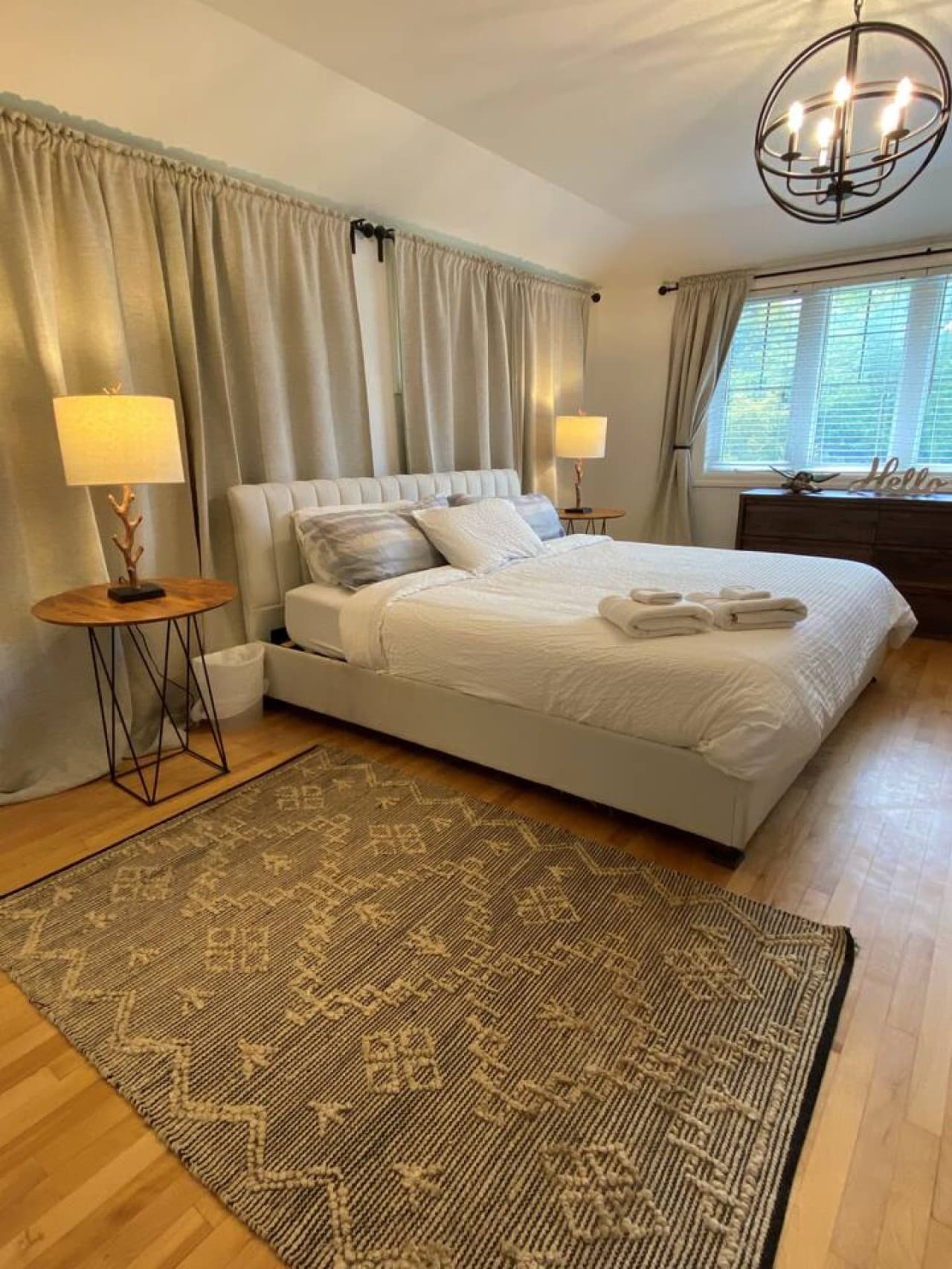 Main Level. Master Bedroom Suite with King bed, sofa, and large ensuite bathroom. All bed and bath linens are provided.