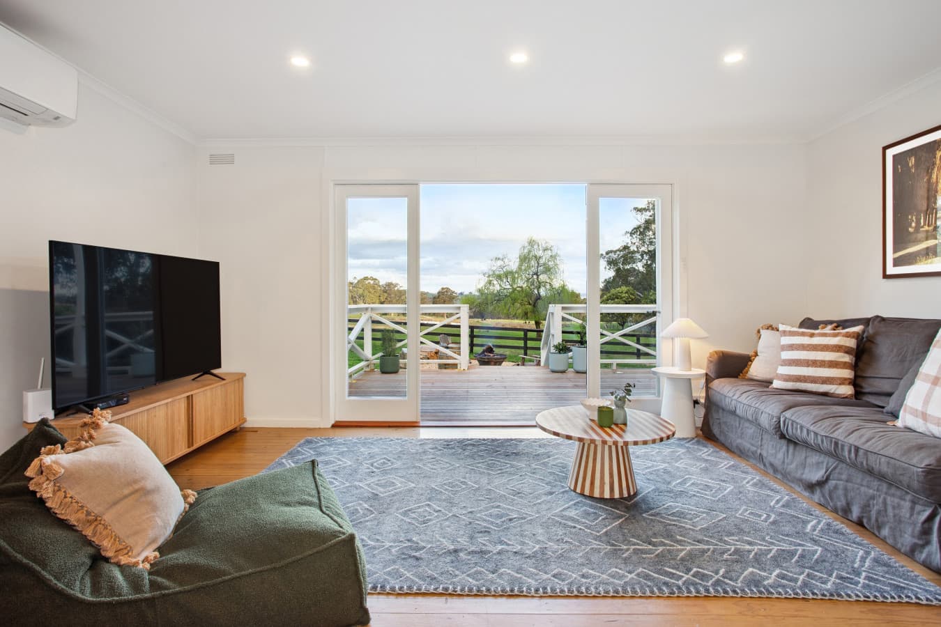 6 Valley_Park_Merton-Living.jpg