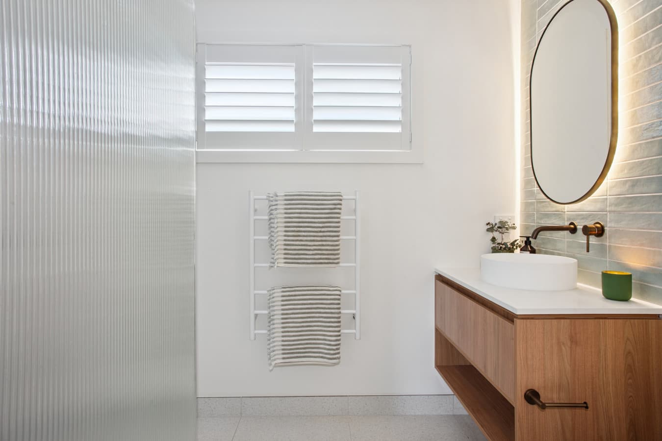 14 Valley_Park_Merton-Bath1.jpg