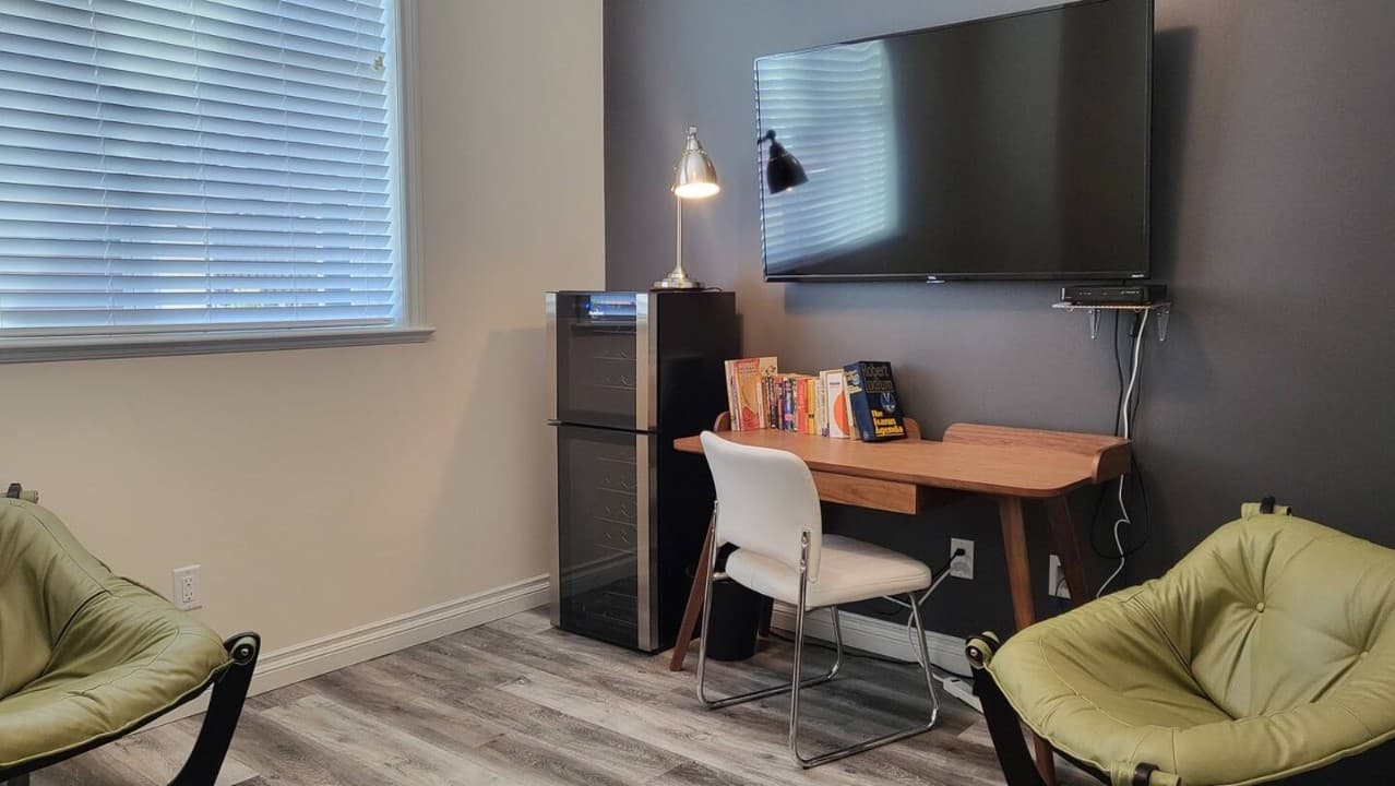 Gallery Image 14