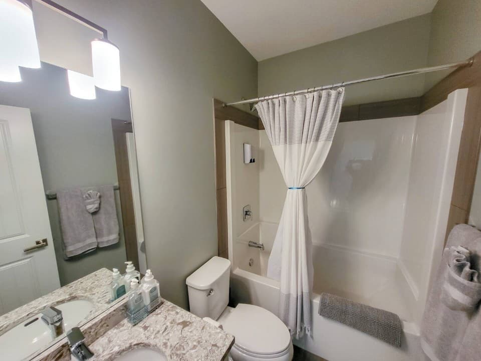 Gallery Image 15