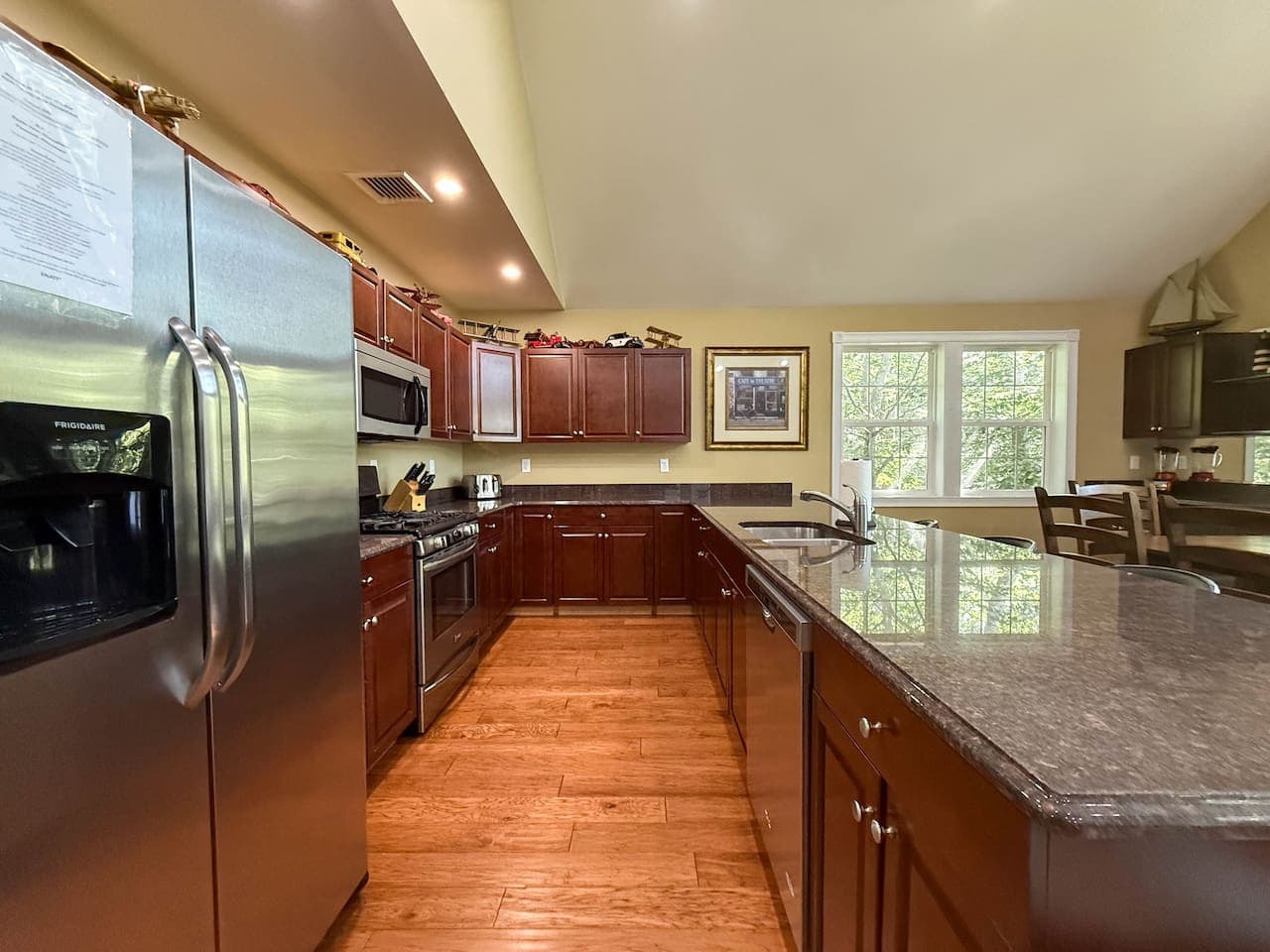 Gallery Image 8