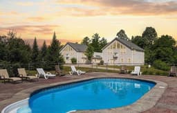 Locust Lodge #2 | 18 Beds, Sleeps 28, HotTub, Pool