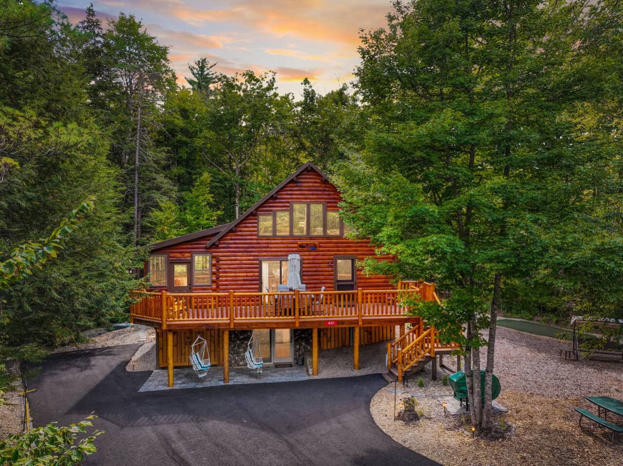 Babbling Brook | Modern Cabin with Pond Access