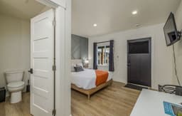 Cozy Studio Suite in Heart of Coeur d'Alene – 5 Min to the Resort & Lake