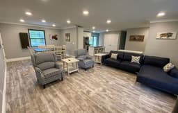 Private 4 Bedroom Home with a hot tub