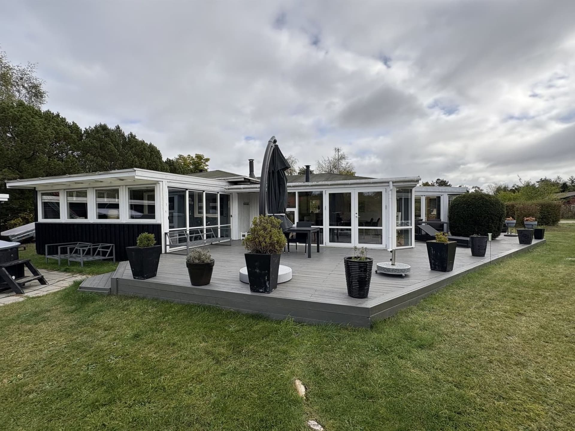 "Haralde" - 1.4km from the sea