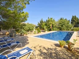 Modernes Landhaus mit Pool, Klimaanlage und WLAN nur 2 km vom Strand entfernt