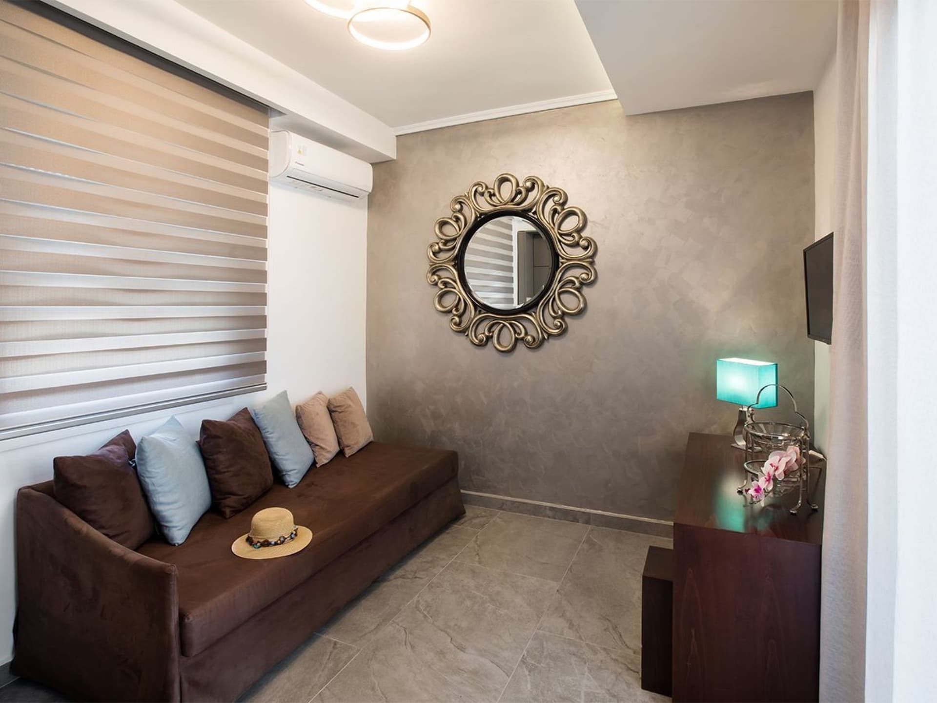 Appartement in Pallini mit Eigenem Balkon