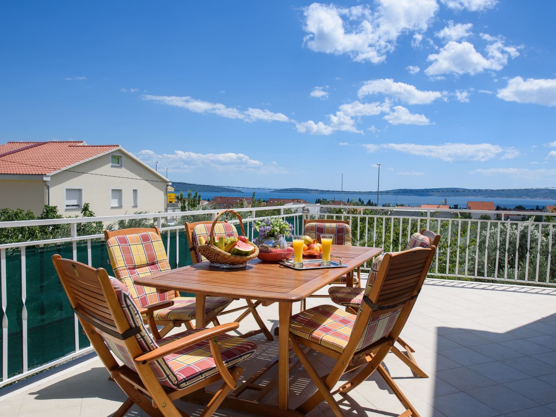 Gemütliches Häuschen mit großer Terrasse