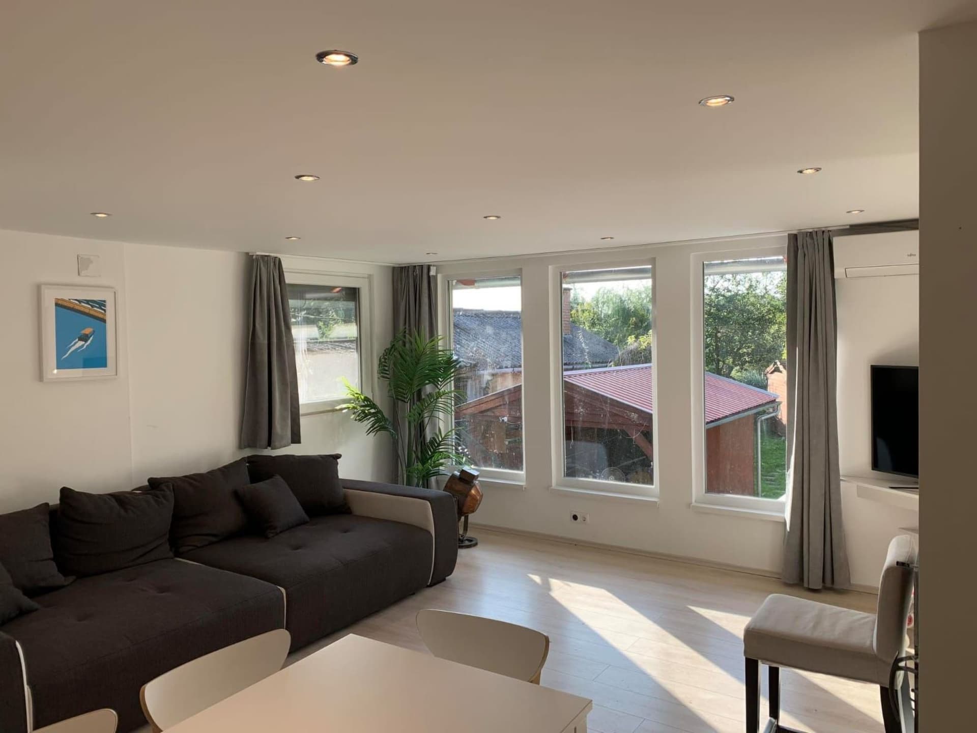 Majoshaza 20 min von Budapest direkt an der Donau