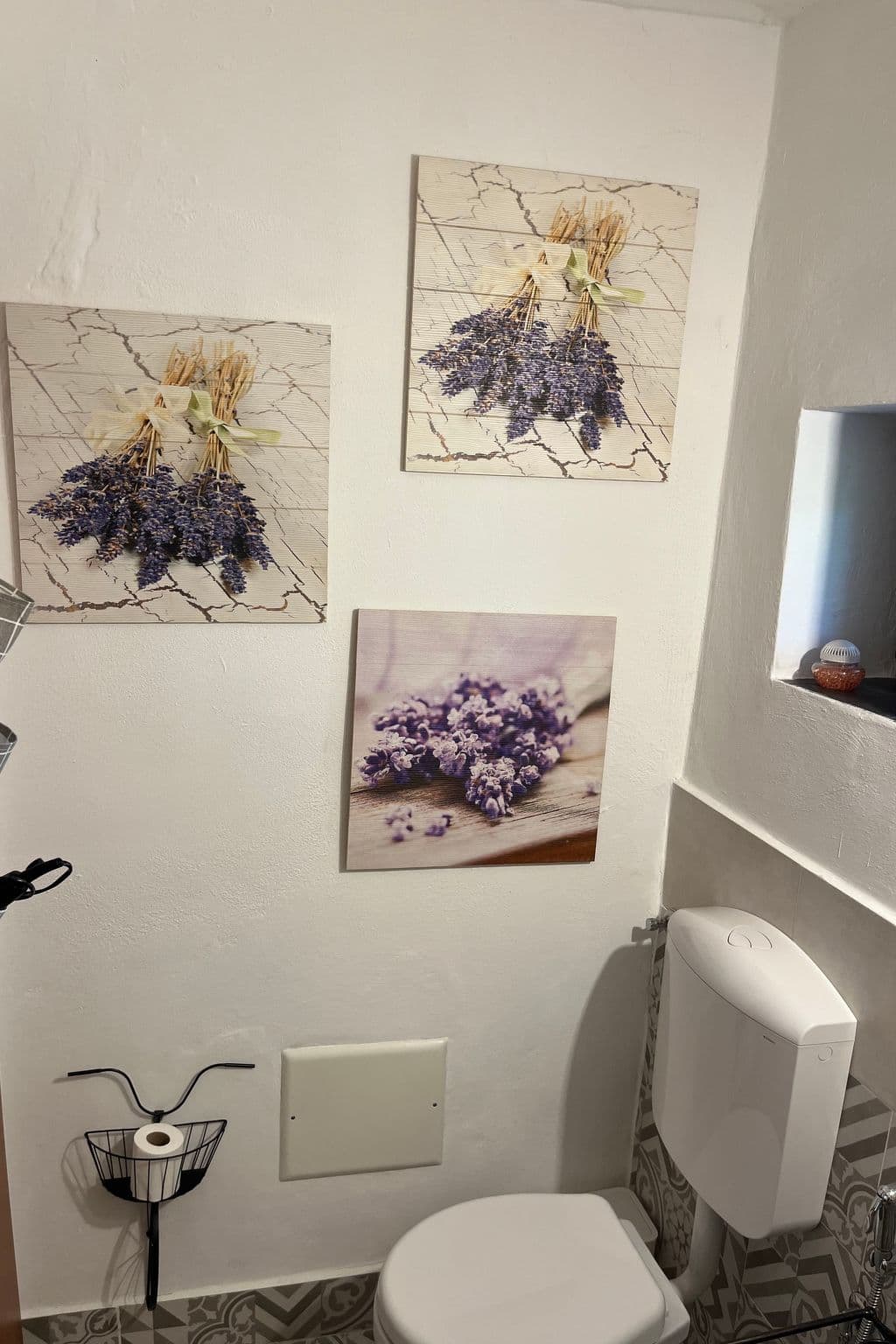 Bathroom / Wellness