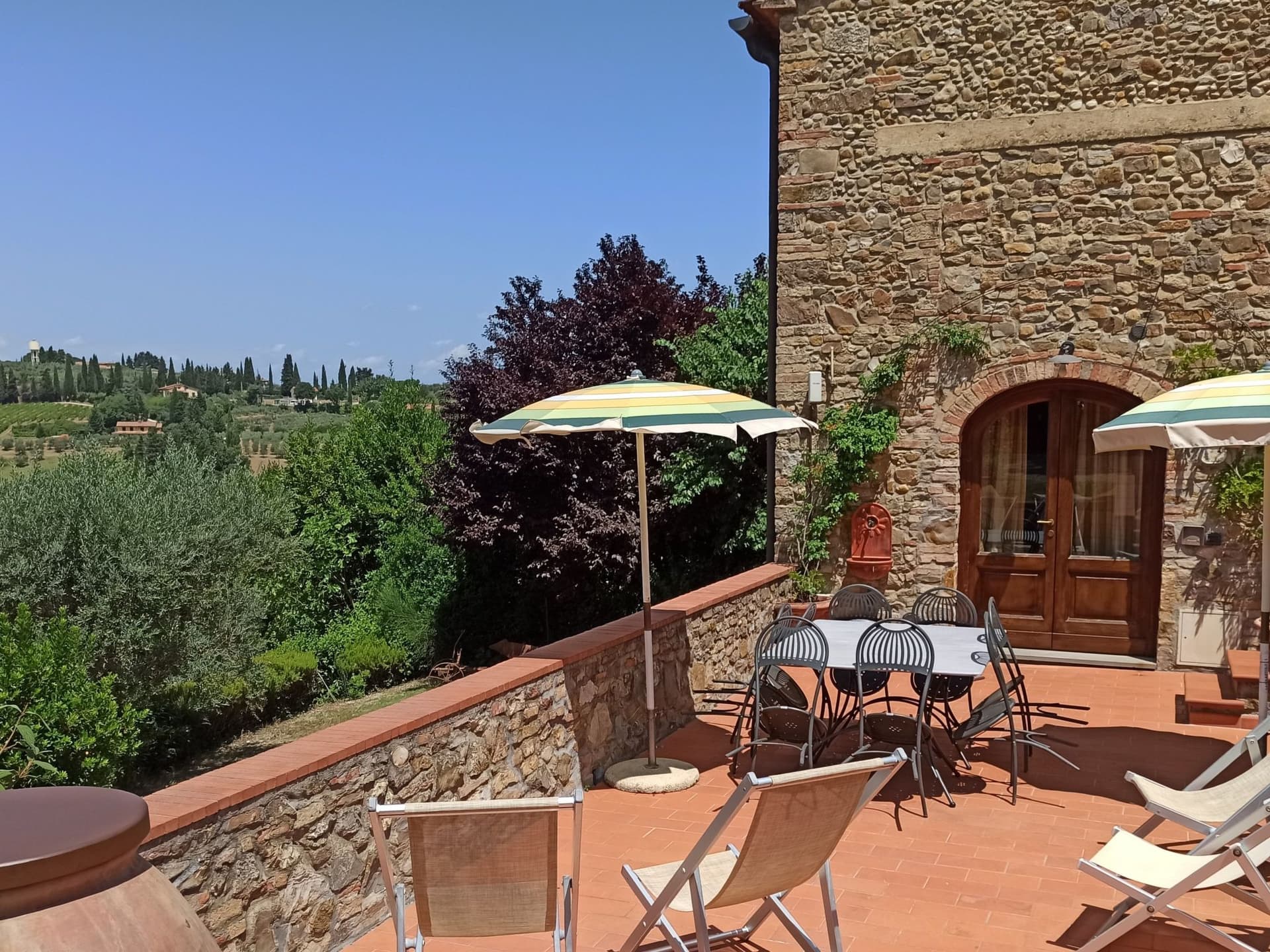 Wohnung mit Privatparkplatz und schöner Aussicht