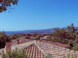 Haus in Punta Molara mit privatem Parkplatz